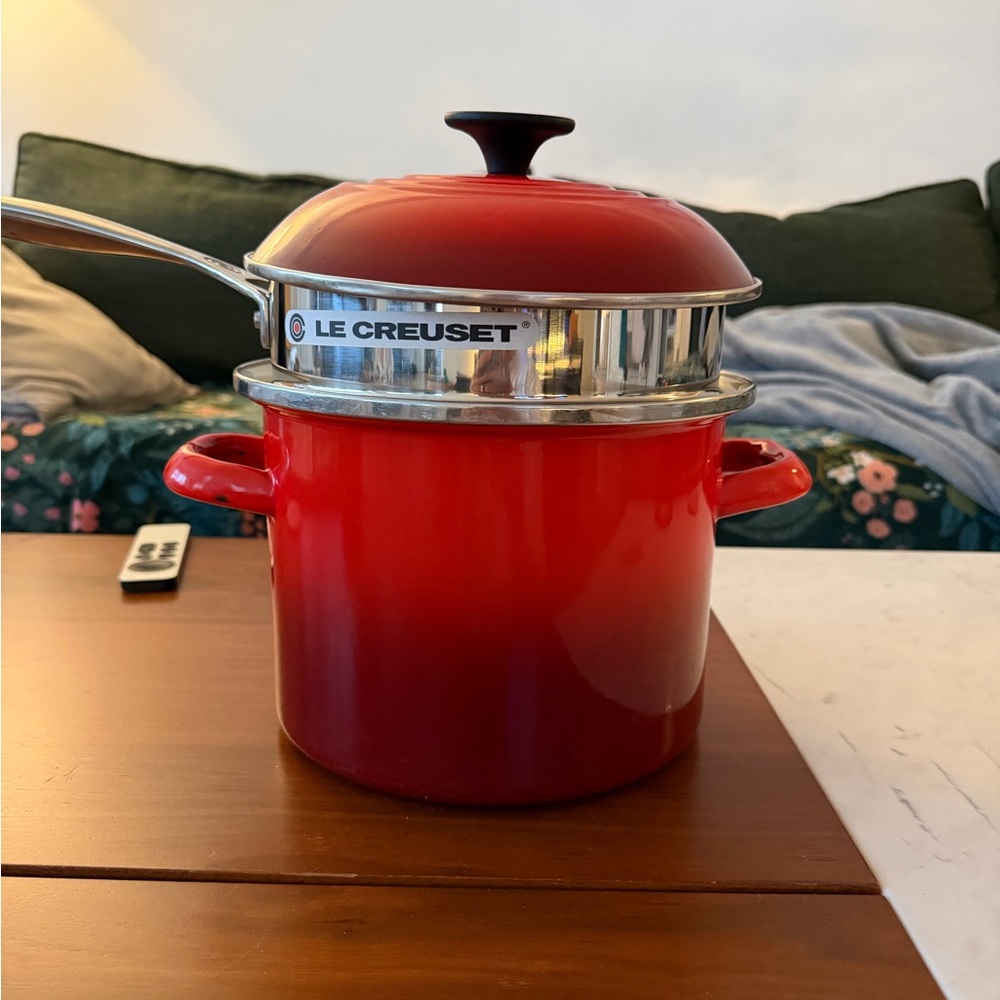 Le Creuset 8 Quart Cerise Stockpot with Steamer Insert included